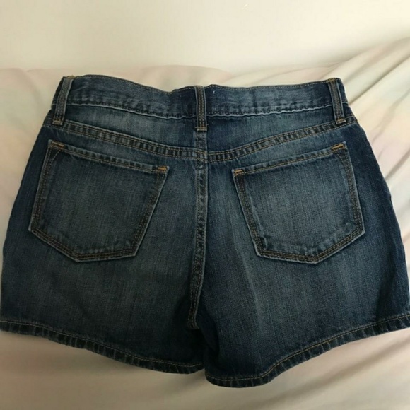 Girls Size 12 Old Navy Jean Shorts - Picture 2 of 3